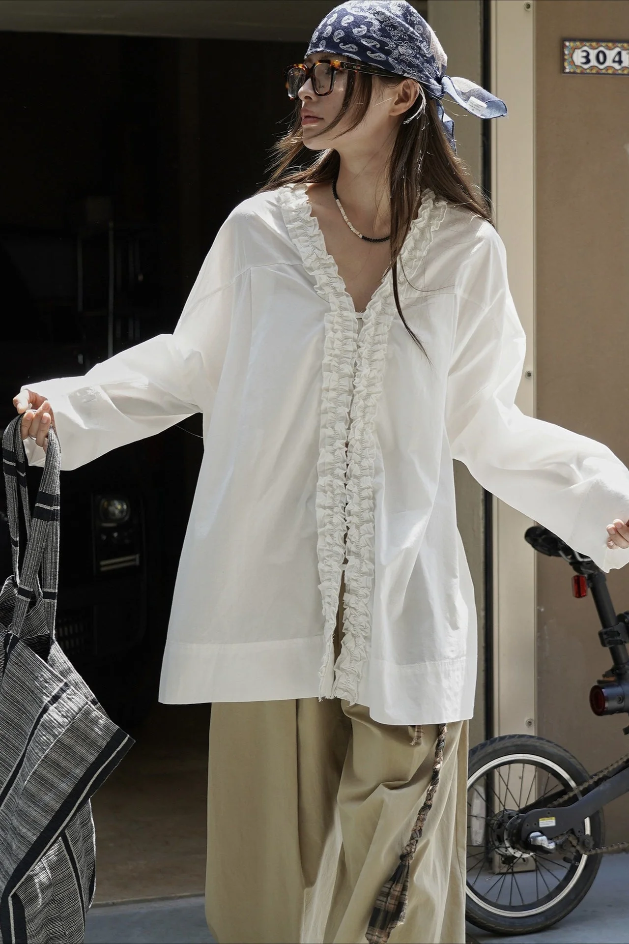 Ruffled Patchwork Long Sleeve Blouse - Image 2