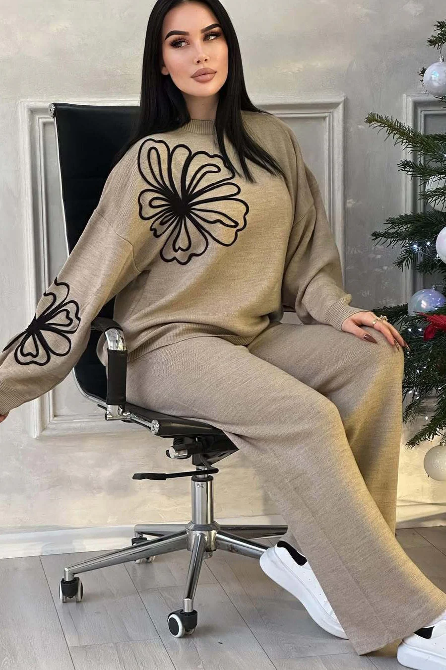 Casual Round Neck Knit Sweater with Pants Two Piece Pants Set - Image 3