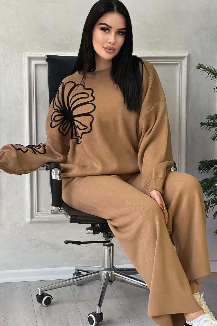 Casual Round Neck Knit Sweater with Pants Two Piece Pants Set - Image 9