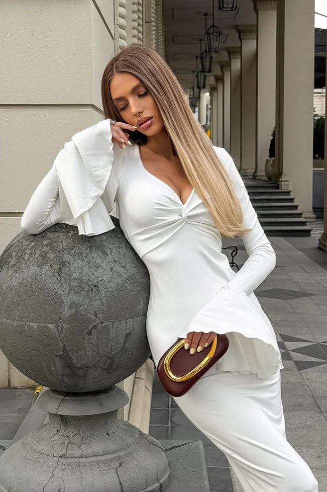 Ruffled V-neck Flare Sleeve Midi Dress - Image 3