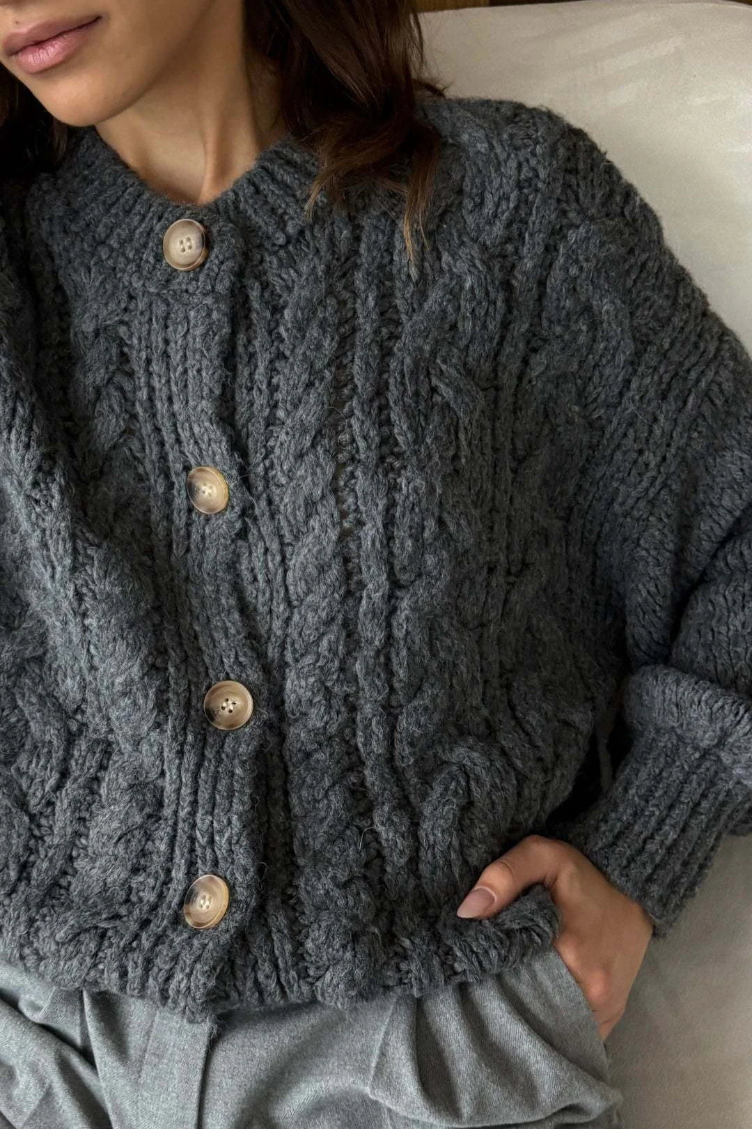 Vintage Cable Knit Crewneck Sweater - Image 4
