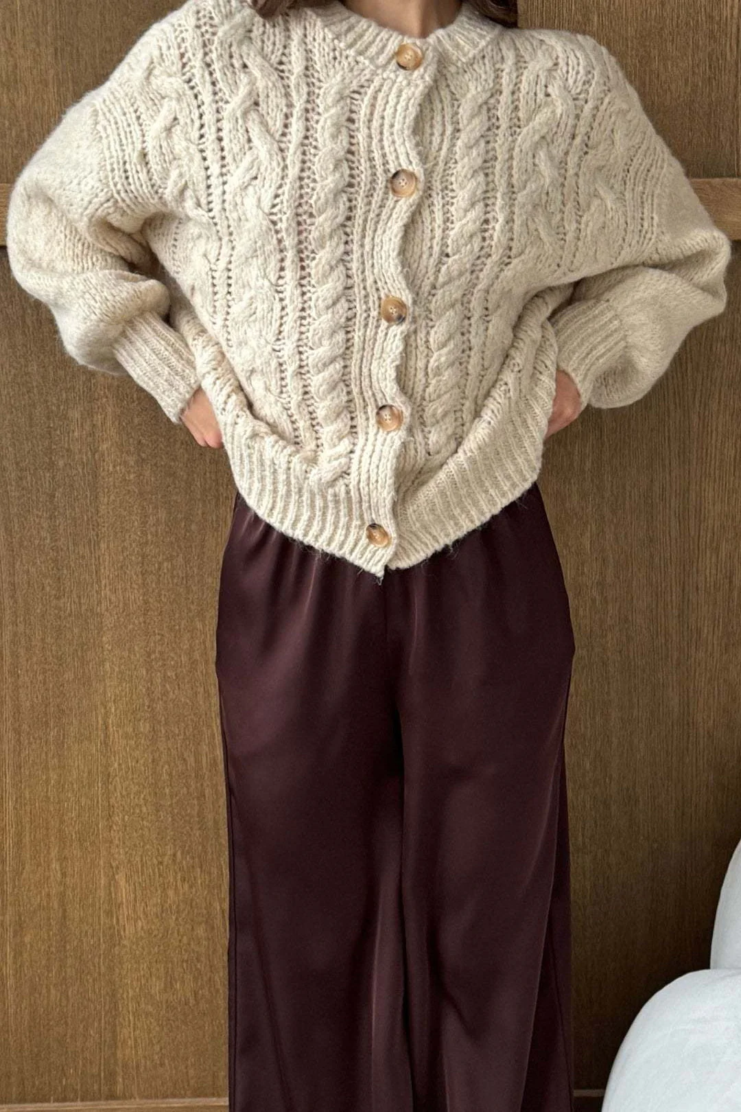Vintage Cable Knit Crewneck Sweater - Image 7