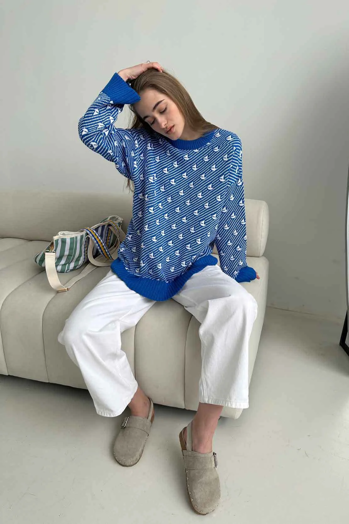 Sailboat Pattern Crew Neck Knit Sweater - Image 5