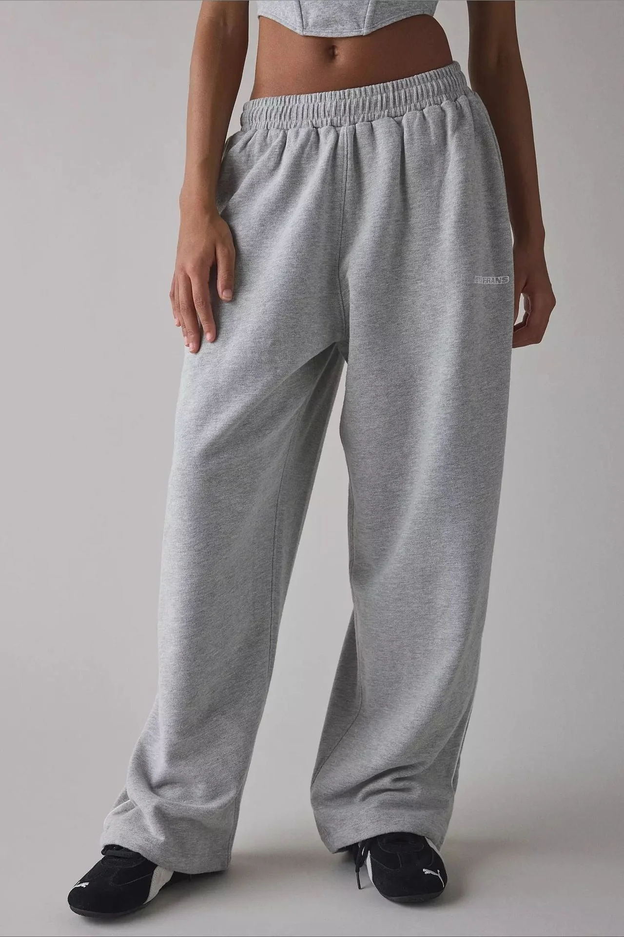 Elastic Waist Loose Fit Casual Pants - Image 7