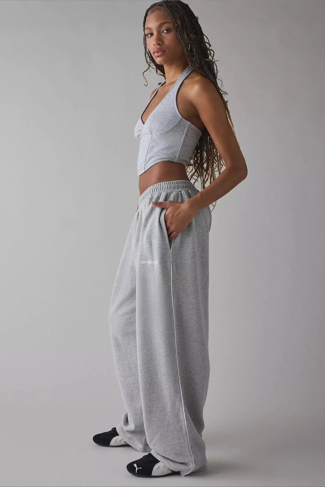 Elastic Waist Loose Fit Casual Pants - Image 8