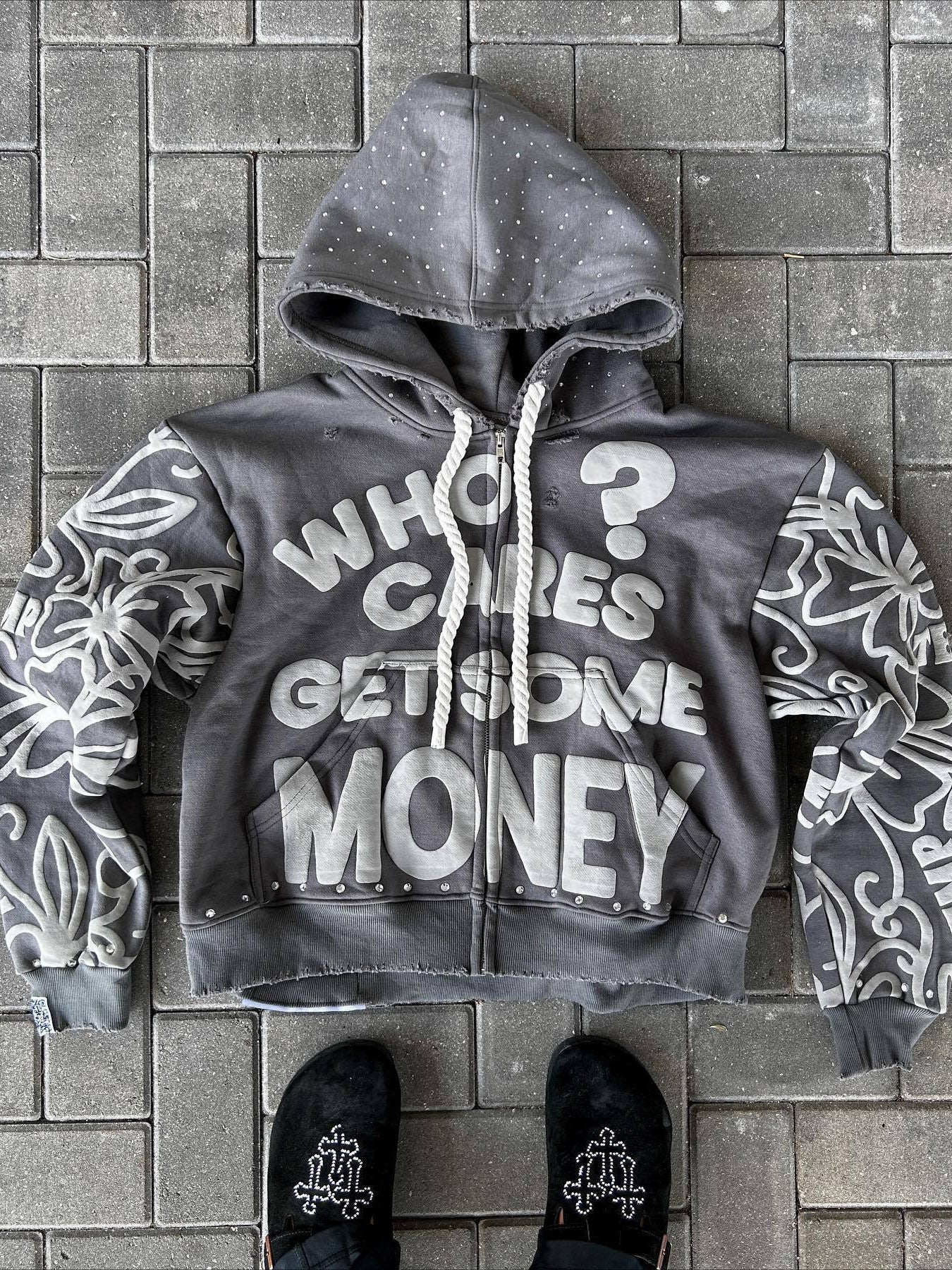 Street Style Graphic Hoodie - Image 3