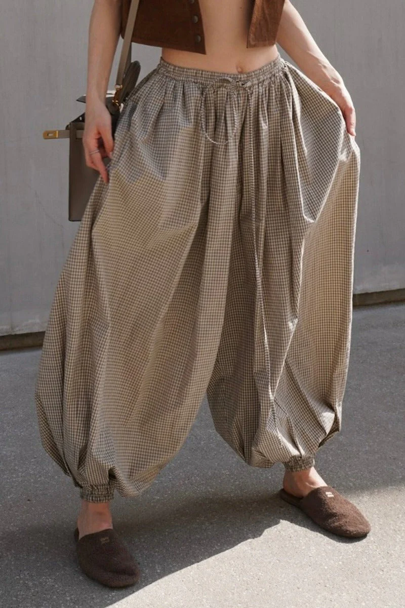 Retro Plaid Loose Fit Bloomers Pants - Image 4
