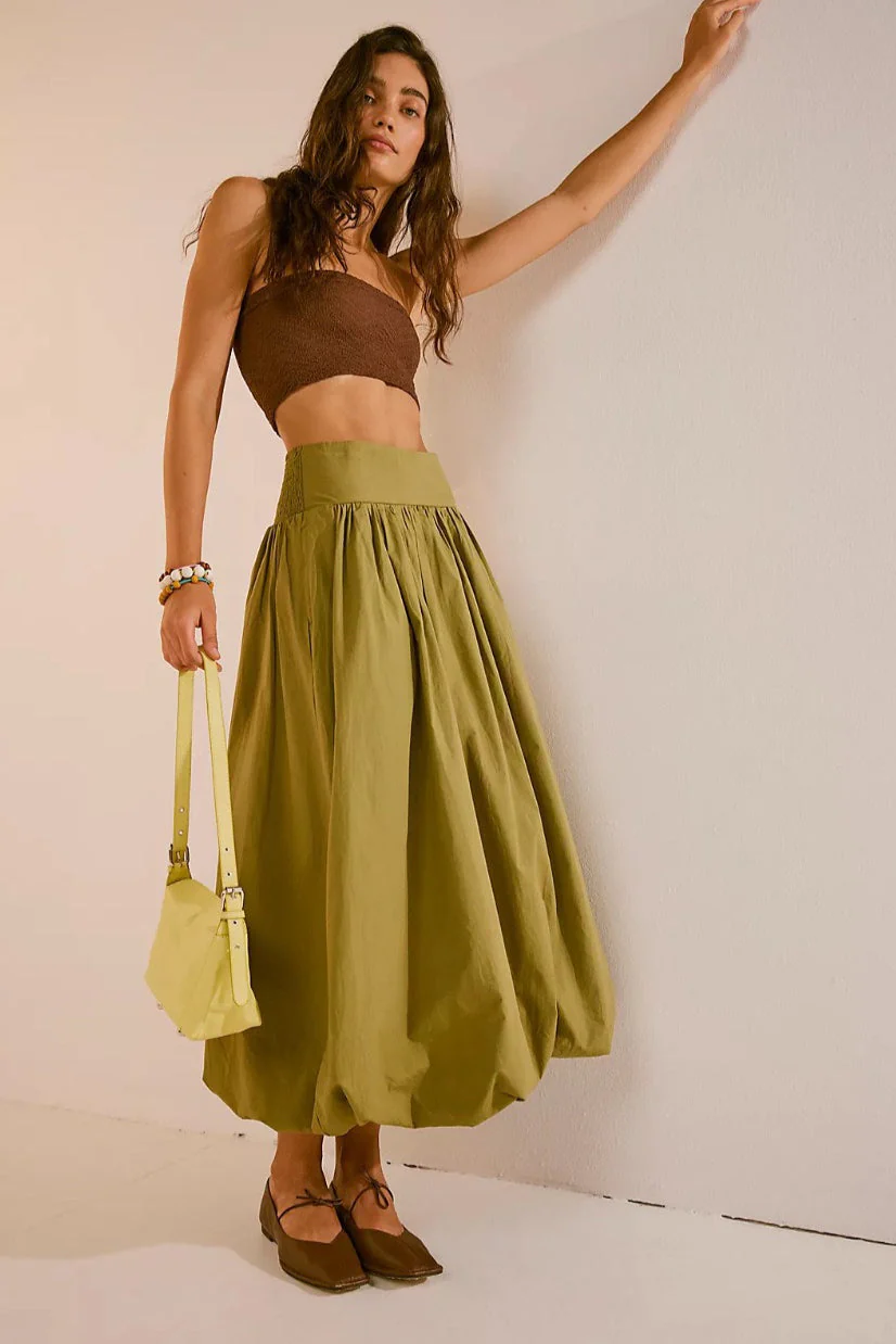 Pocketed Ruched Elastic Waist Balloon Skirt - Image 5