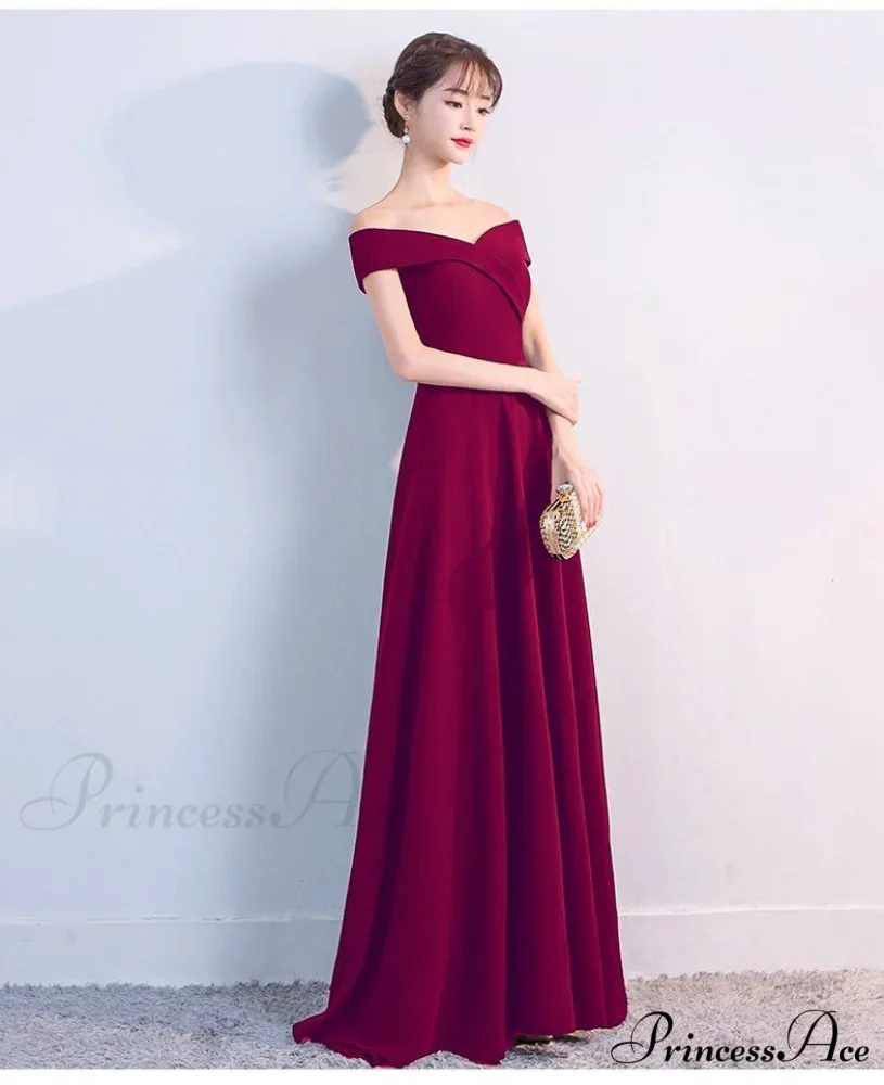 Ella Elegant off-the-shoulder gown - Image 15