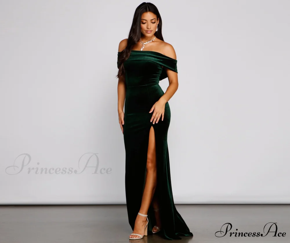 Olivia Formal Velvet Charming Off-The-Shoulder Maxi Dress - Image 5