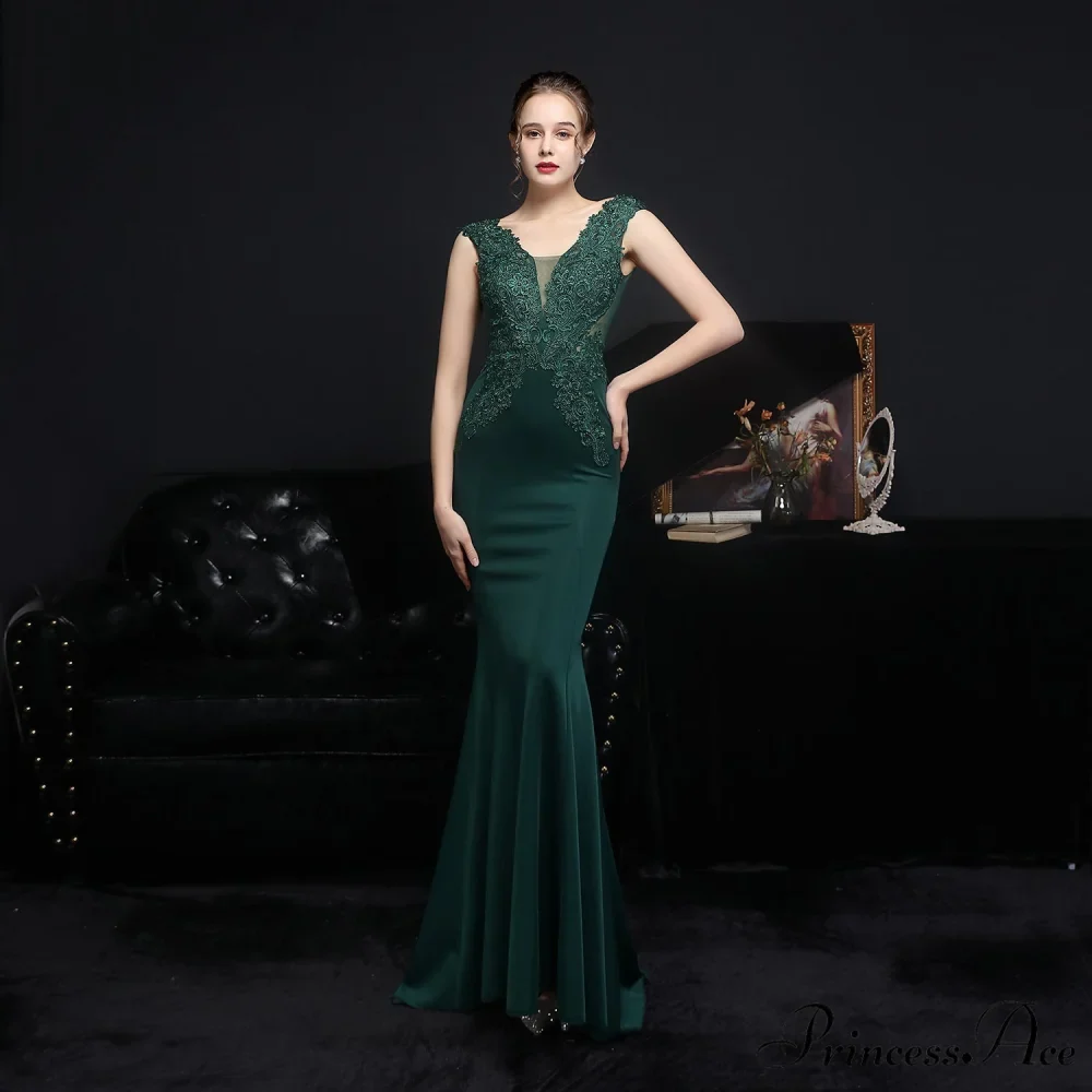 Amelia embroidered Stylish sequined fishtail dress - Image 8
