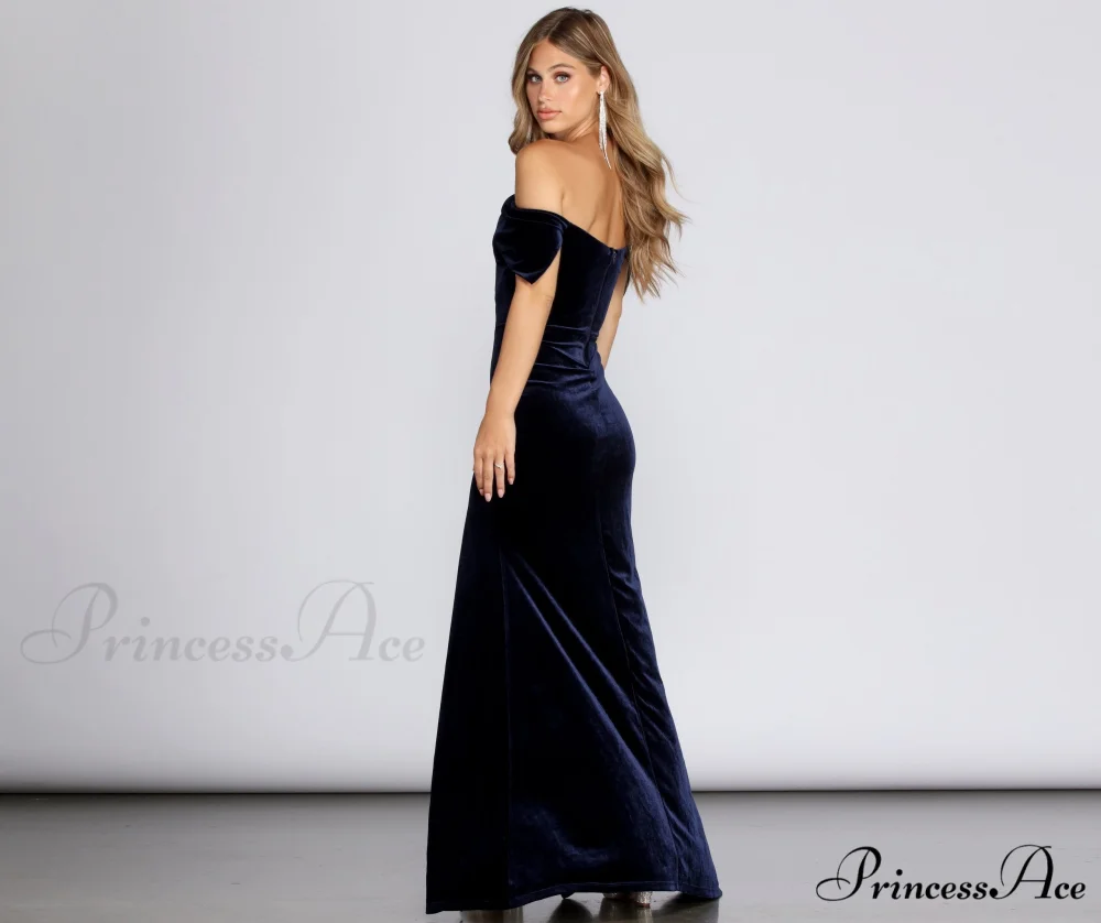 Christen Velvet Off Charming The Shoulder Formal Dress - Image 2
