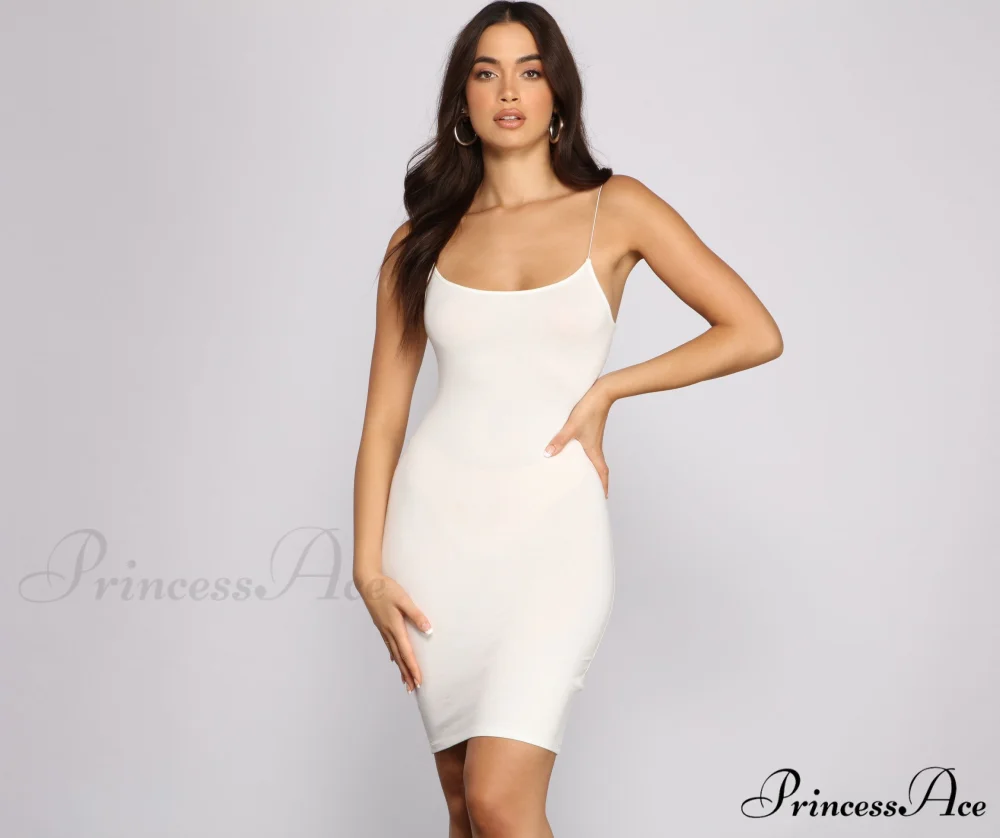 Classic Chic Scoop Charming Neck Knit Mini Dress - Image 4
