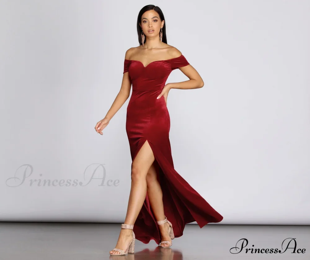 Shania Formal Stylish Velvet Sweetheart Dress - Image 2