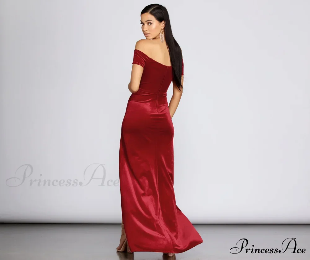 Shania Formal Stylish Velvet Sweetheart Dress - Image 4