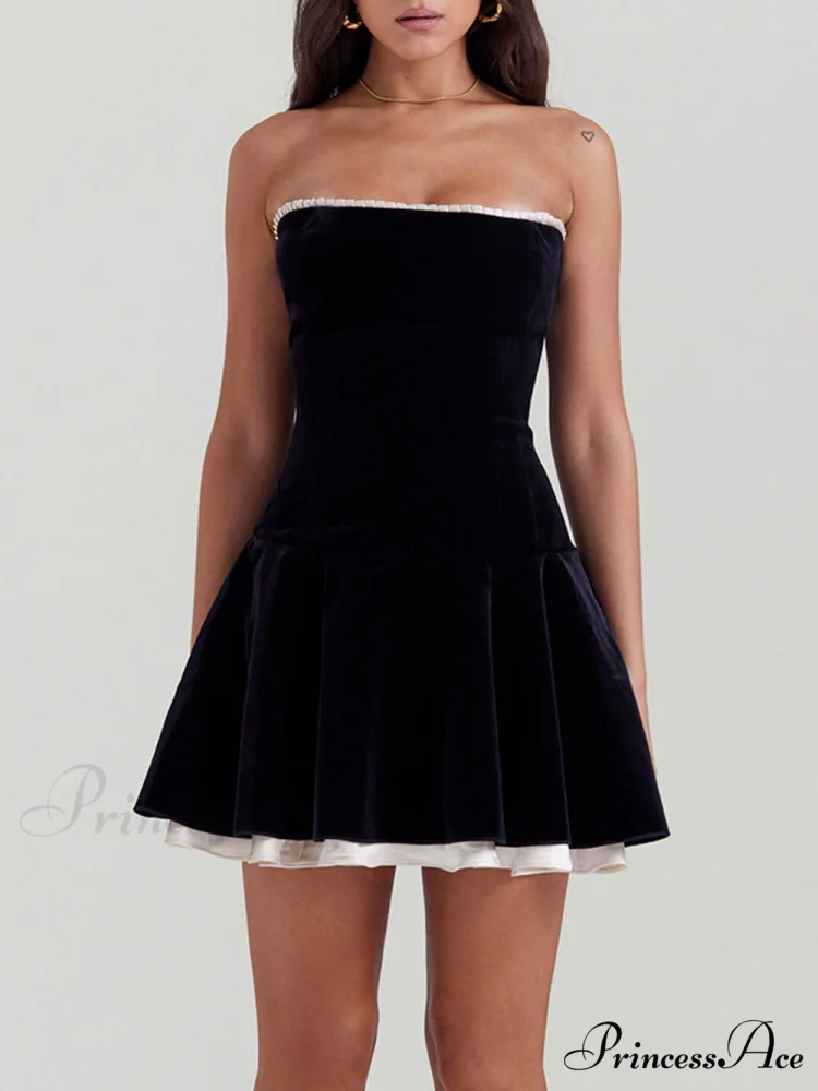 Black Velvet Stylish Strapless Dress - Image 3