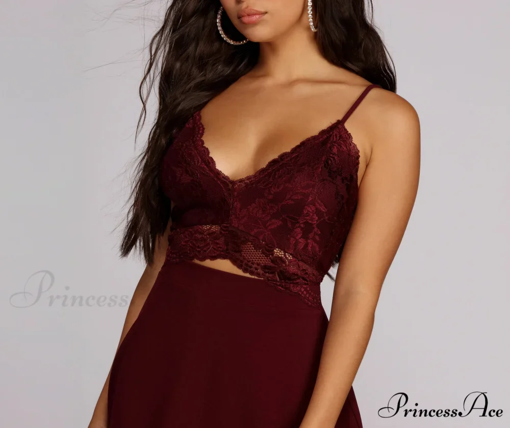 Lavish In Stylish Lace Skater Dress - Image 4