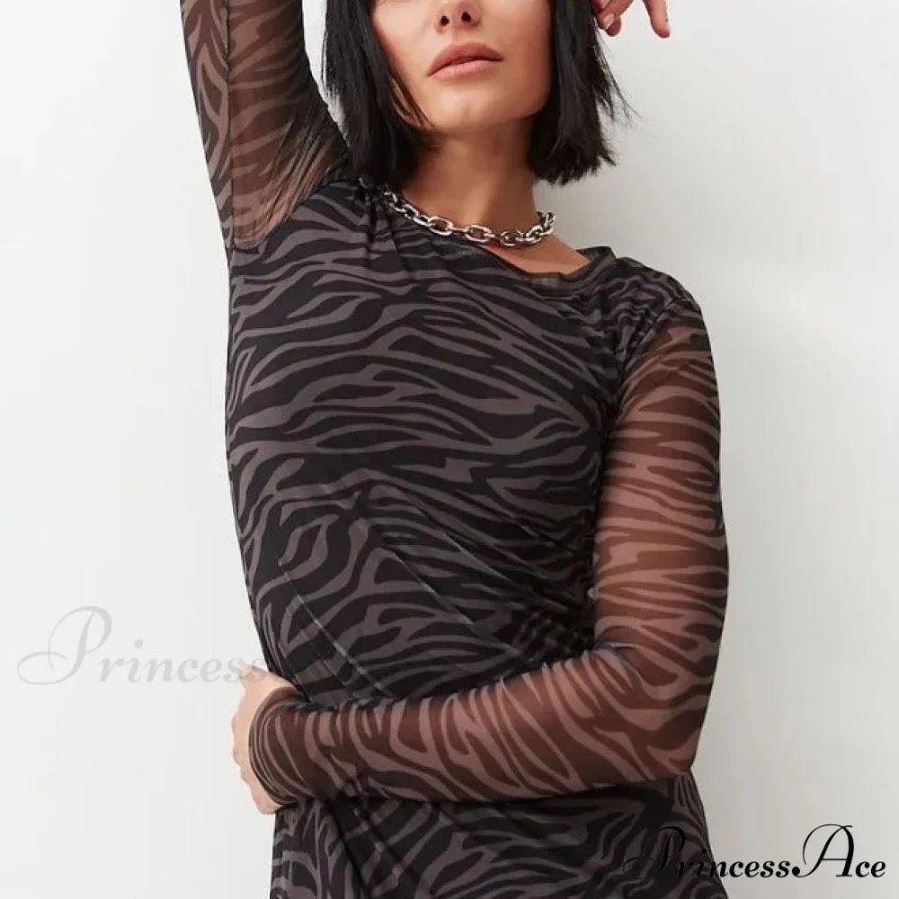 True Hues Stylish Velvet Dress - Image 6