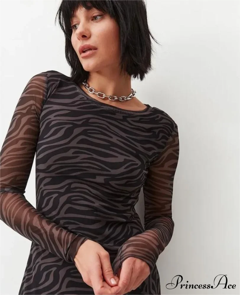 True Hues Stylish Velvet Dress - Image 7