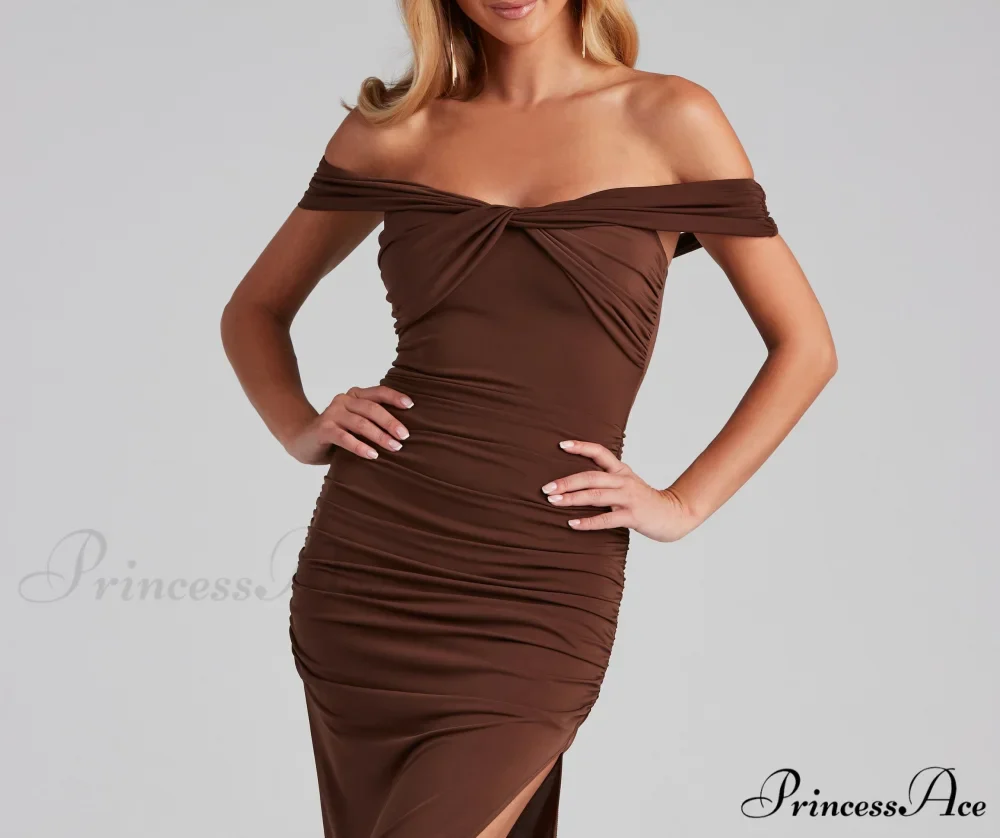Catalina Twist Front Charming Maxi Formal Dress - Image 3