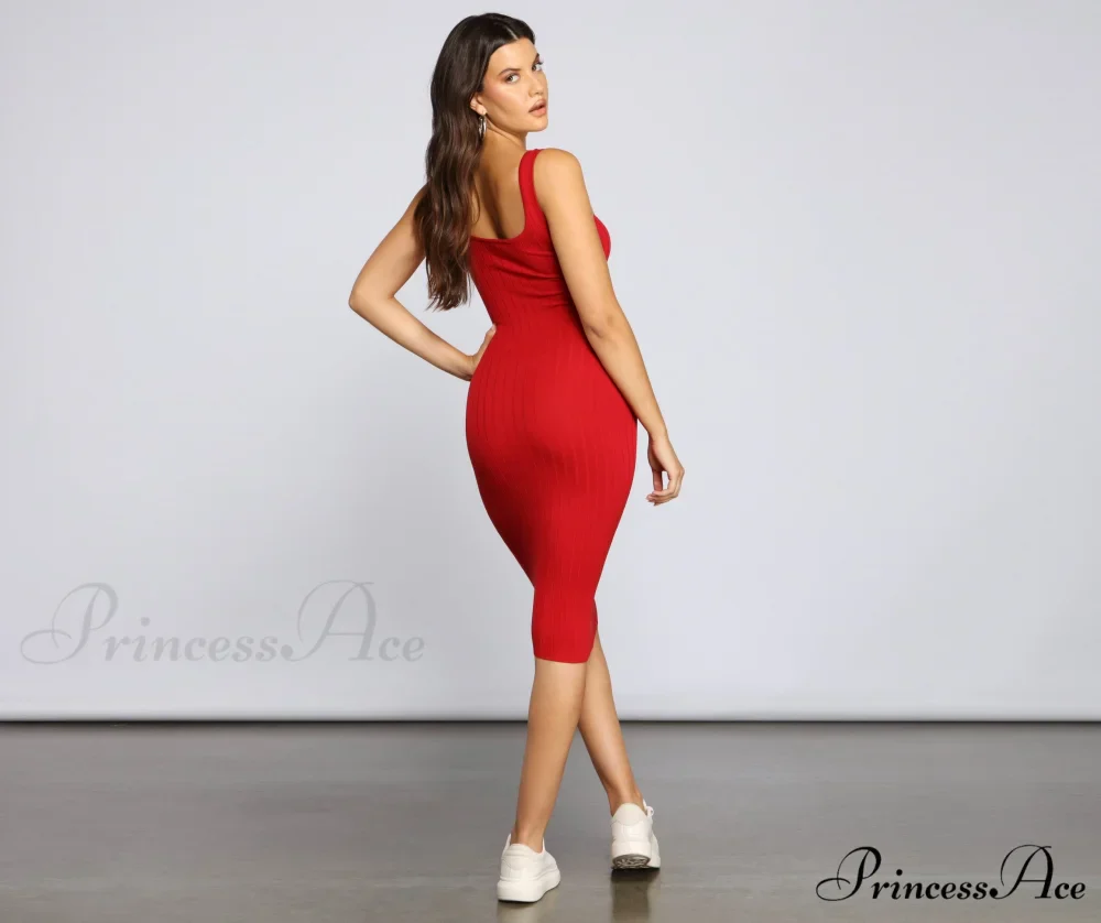 Taking the Plunge Charming Scoop Neck Midi Dress - Image 2