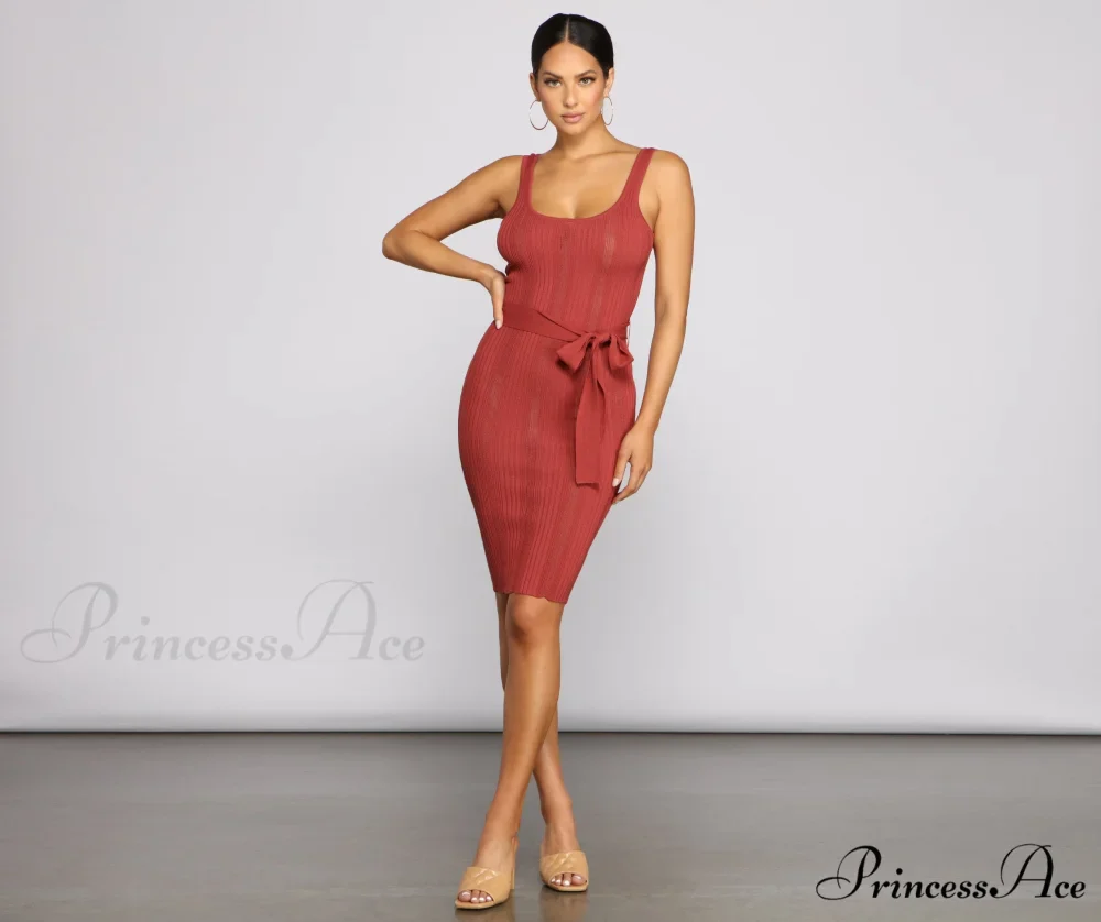 Slay In Style Ribbed Graceful Scoop Neck Midi Dress