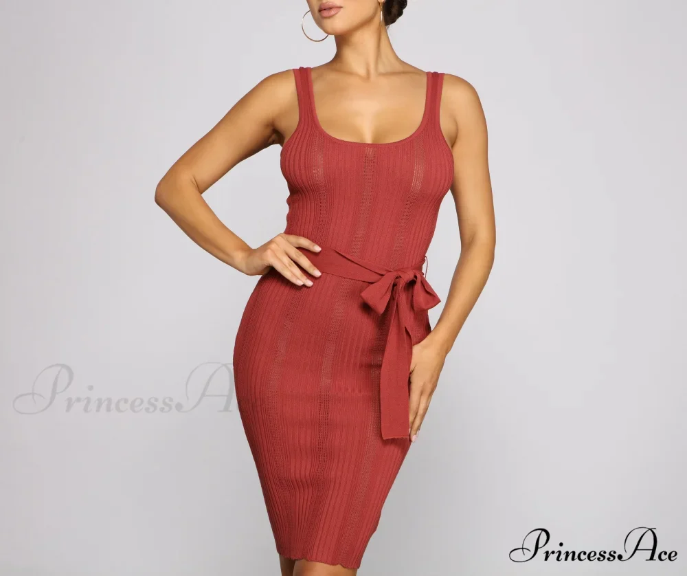 Slay In Style Ribbed Graceful Scoop Neck Midi Dress - Image 4