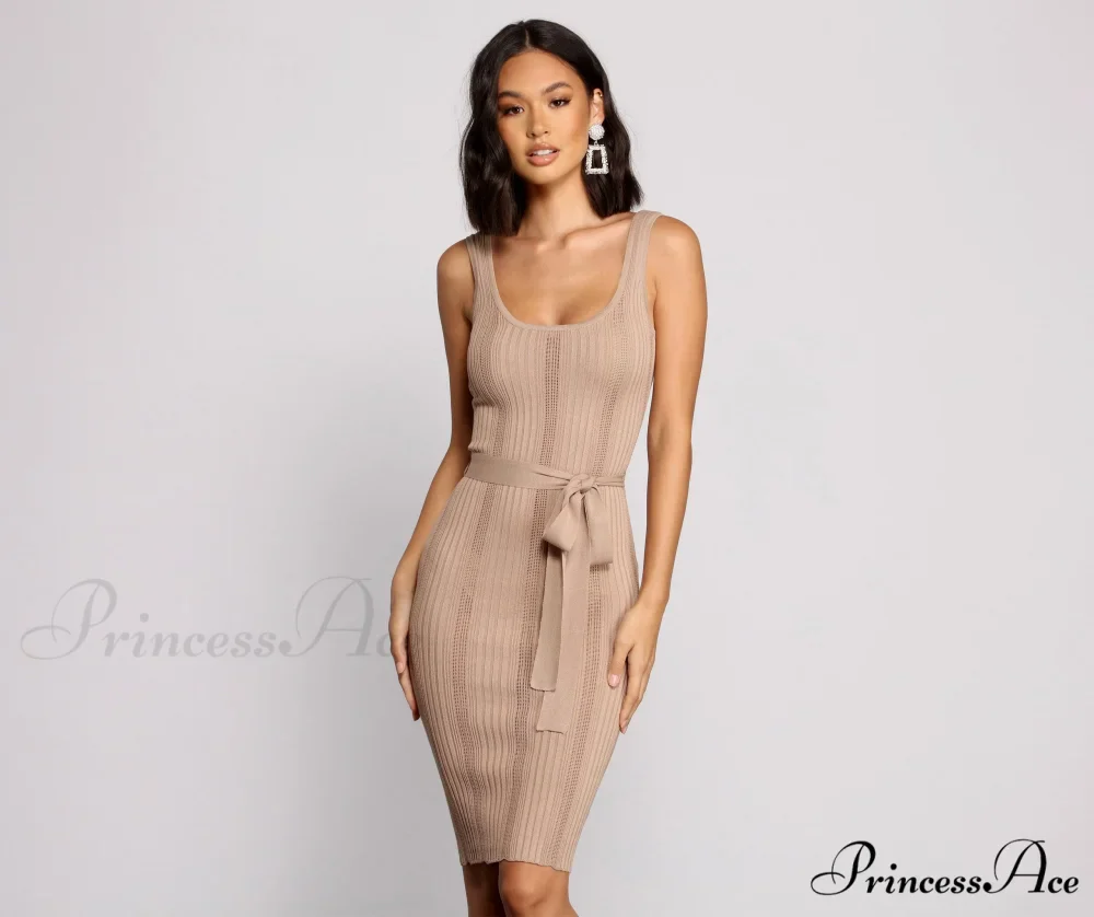 Slay In Style Ribbed Graceful Scoop Neck Midi Dress - Image 5