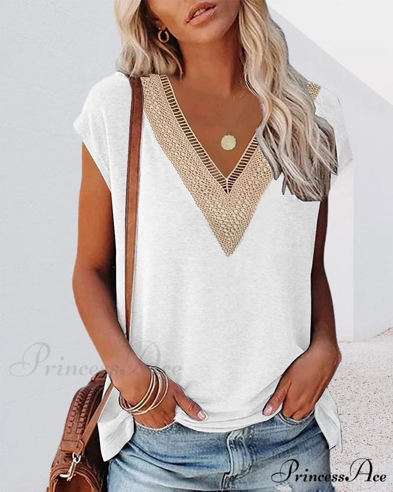 V-neck Lace Tee - Image 3