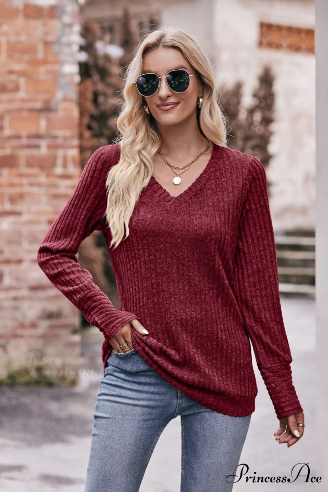 Ribbed Long Arm V-Neck Top - Image 13