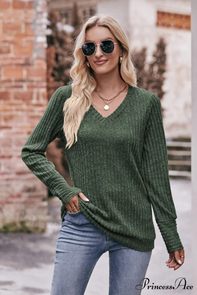 Ribbed Long Arm V-Neck Top - Image 5