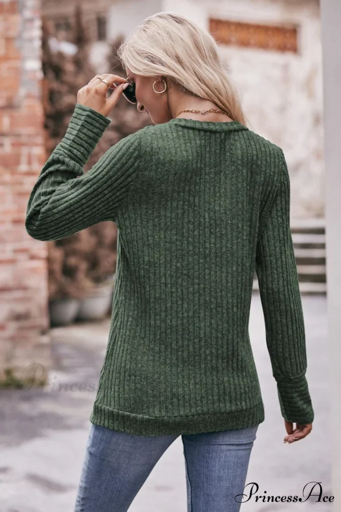 Ribbed Long Arm V-Neck Top - Image 6