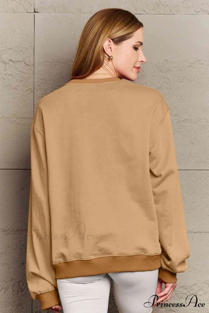 Size Full Face - Smiling Simply Graphic Sweatshirt Love - Image 2