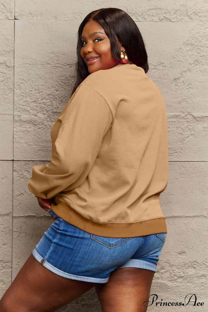 Size Full Face - Smiling Simply Graphic Sweatshirt Love - Image 5