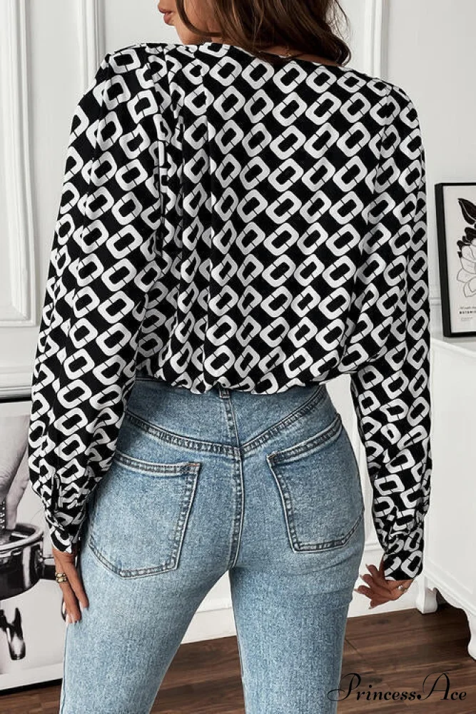 Long V-Neck Blouse Geometric Arm with Design - Image 5