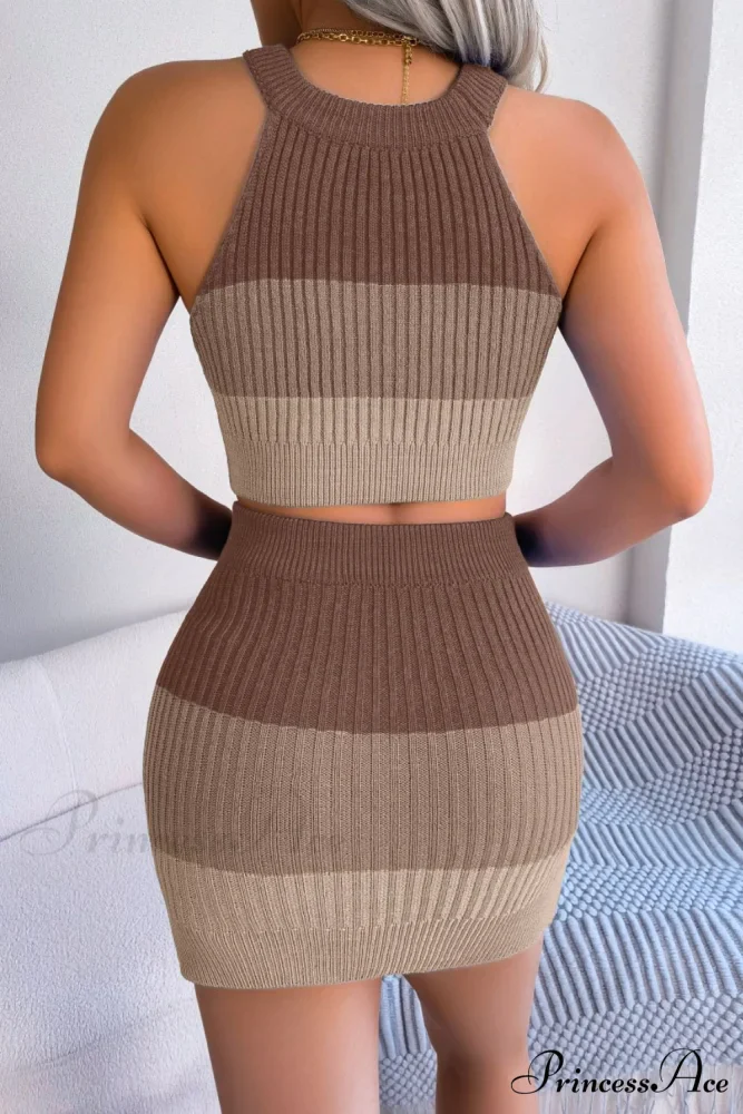 and with Set Skirt Crop Sleeveless Color Top Block Knit Design - Image 9