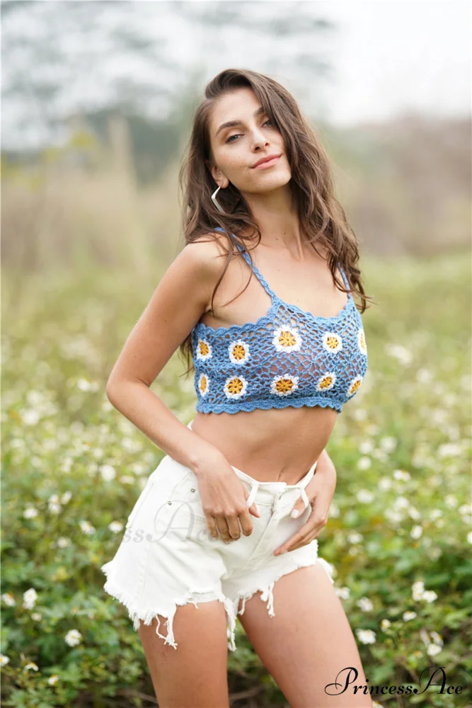 Crochet Cami Cropped Flowered Top - Image 3