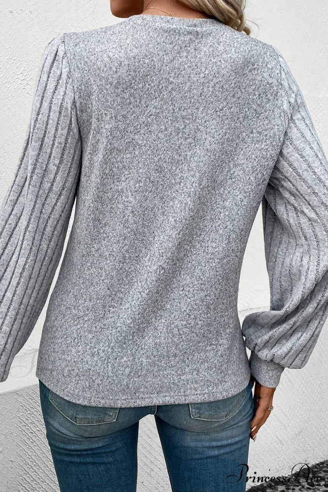 Gray Ribbed Bishop Arm Top with Contrast - Image 2