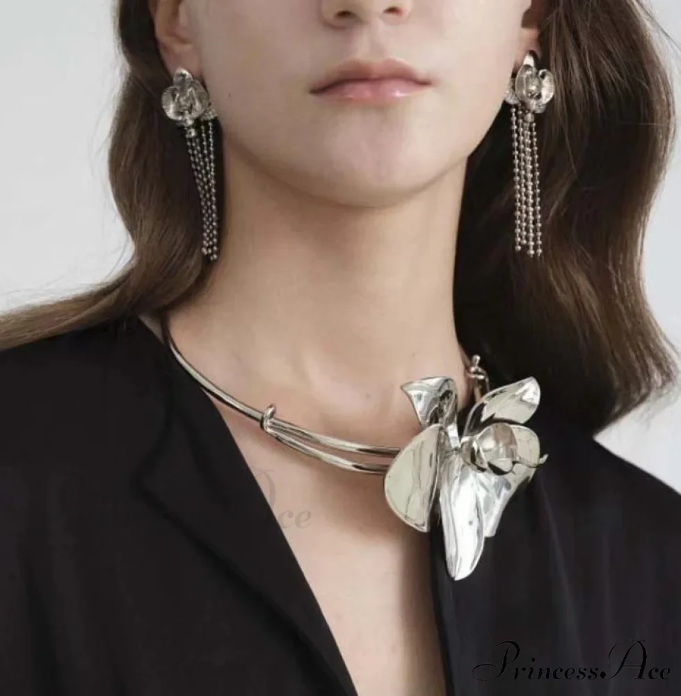 3D Orchid Choker - Image 3