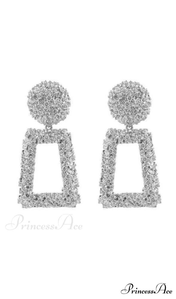 DOOR KNOCKER TEXTURED EARRINGS - Image 3