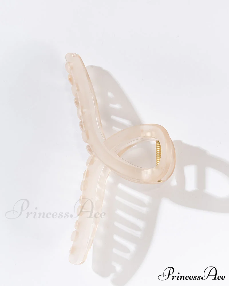 Dovegarde Hair Clip - Image 9