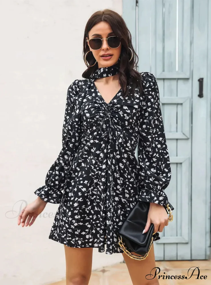 Patterned Arm Flared Flowered Gown with V-Neck Chiffon Drawstring - Image 5
