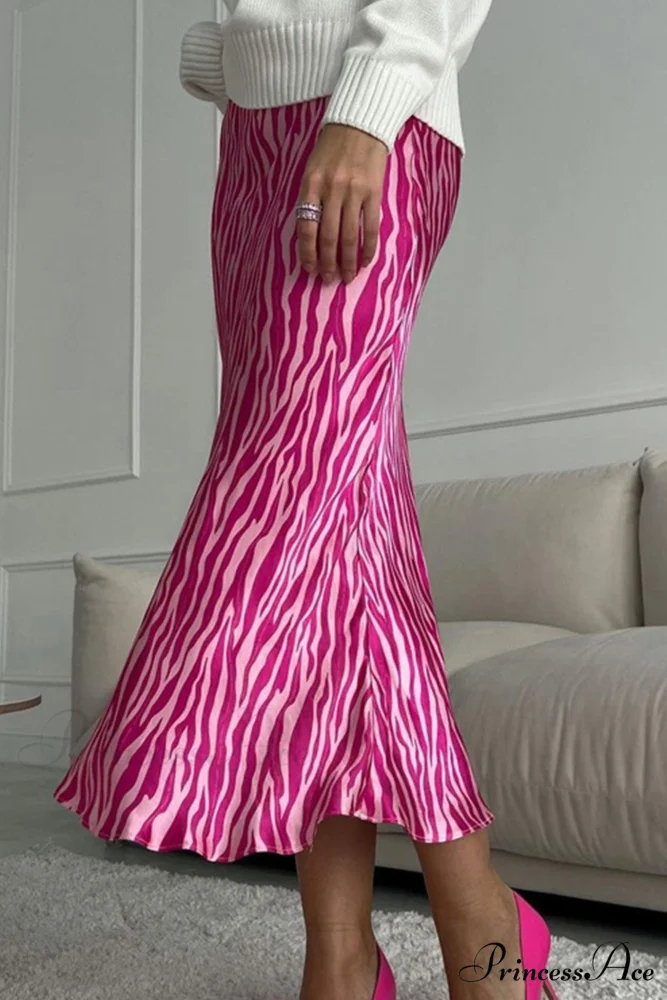 Midi Fishtail Zebra Skirt - Image 12