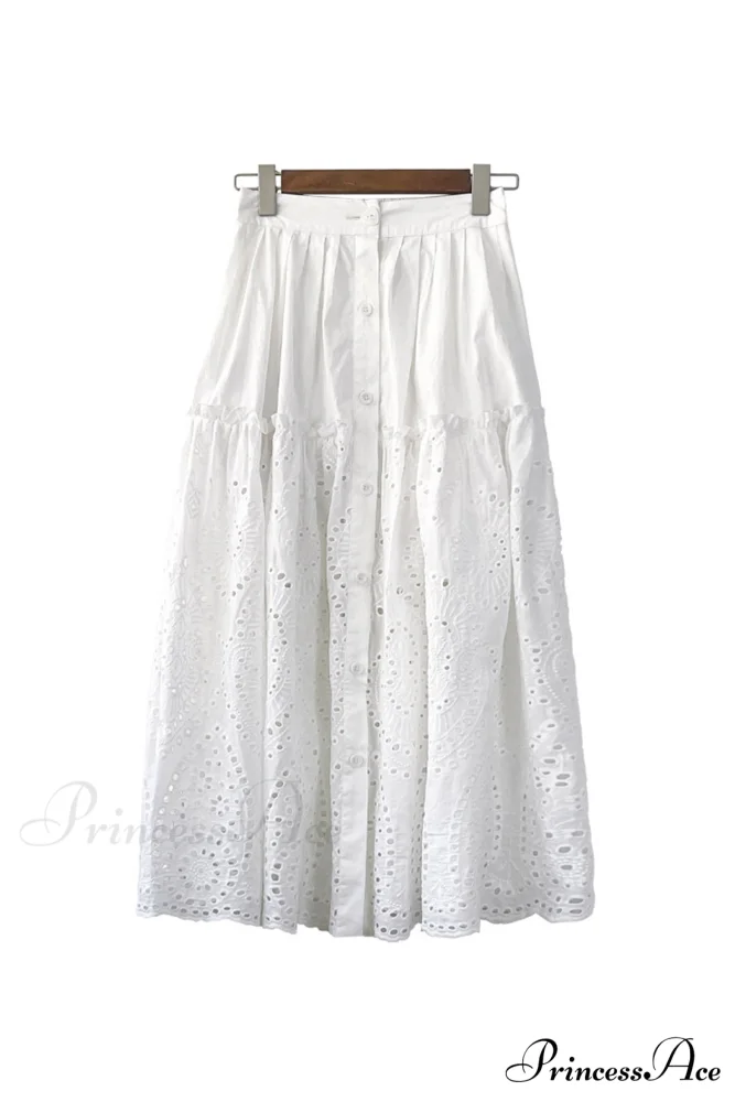 Folded White Lace with Skirt Embroidery - Image 5