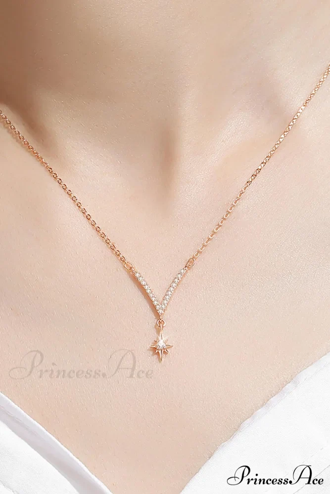 V-shaped Polaris Pendant - Image 5