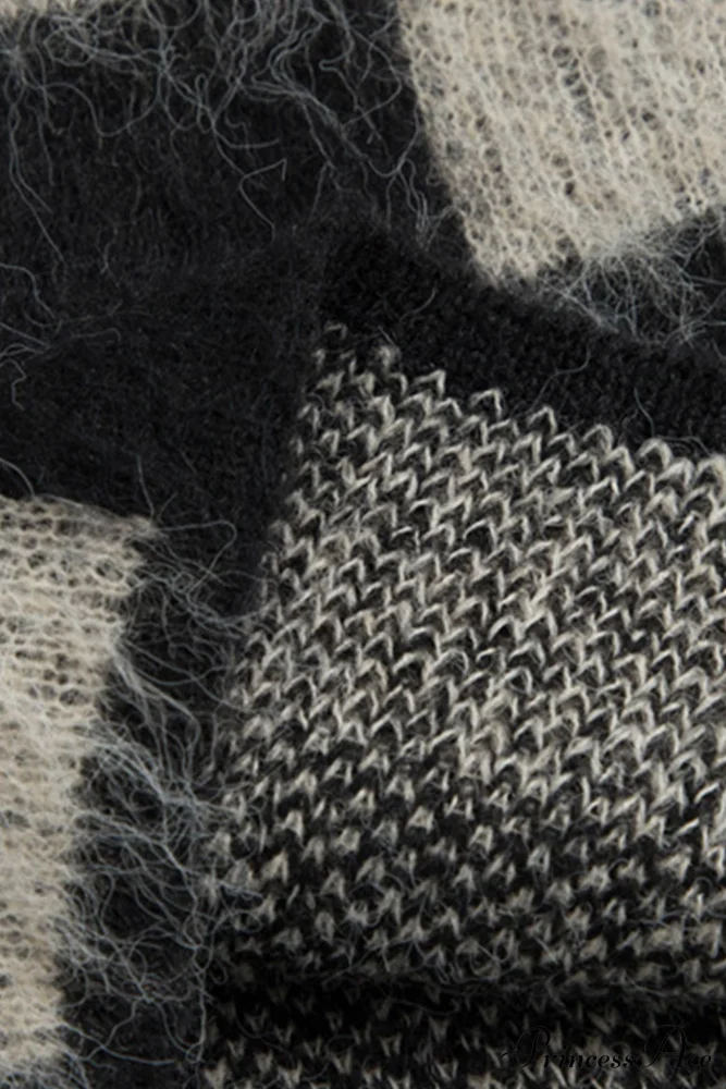 Checkerboard V Neck Mohair Sweater - Image 7