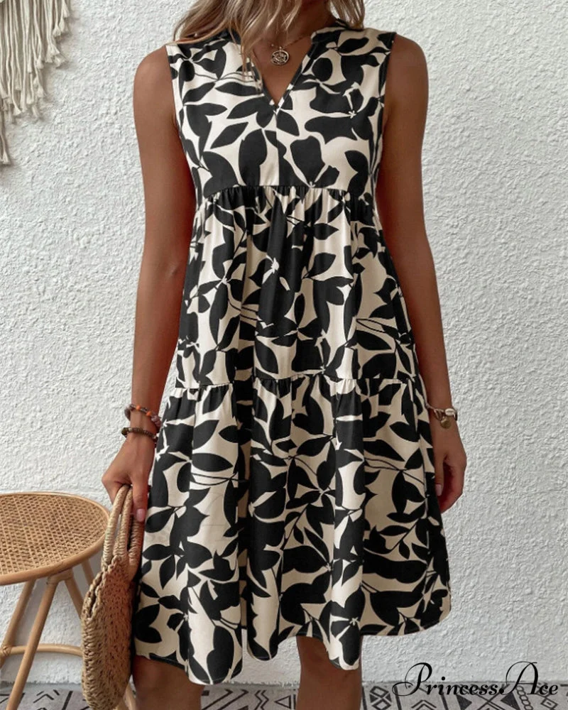 Sleeveless Dress with Leaves Print - Image 12