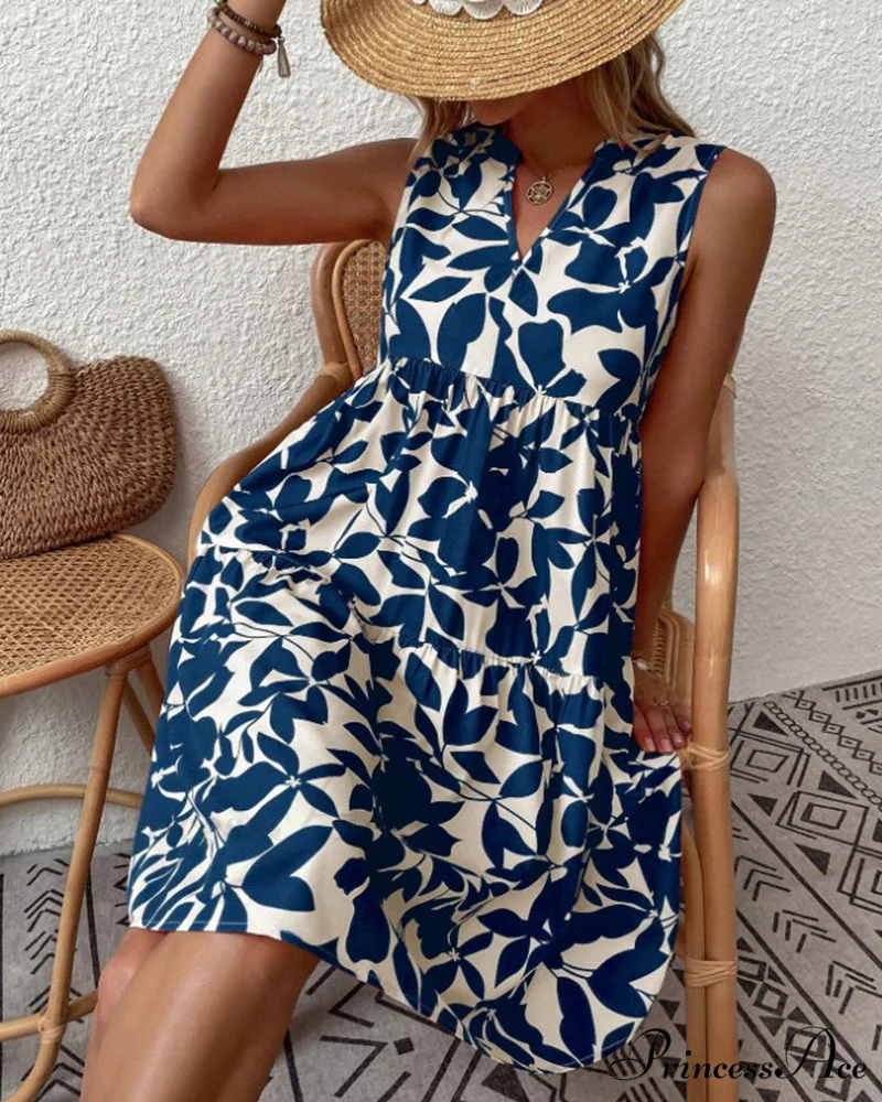 Sleeveless Dress with Leaves Print - Image 9