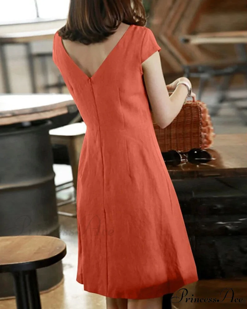 Solid Color Cotton and Linen Short-Sleeved Dress - Image 2