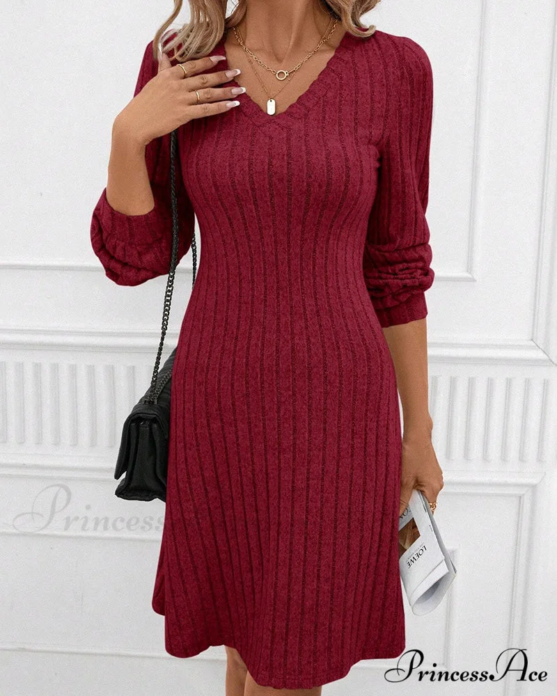 Ribbed V-neck Dress in Solid Color - Image 6